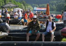 LJUBOVIJA JE DANAS NAJVESELIJA OPŠTINA NA BALKANU Preko 1.000 čamaca i oko 30.000 ljudi zaplovilo zelenom Drinom! FOTO i VIDEO